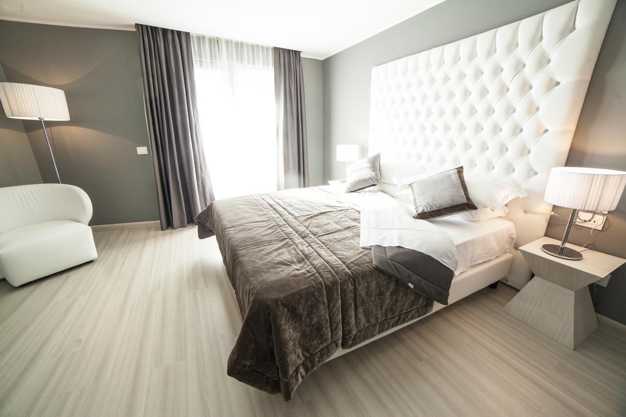 National Park Hotel & Spa Cotronei Zewnętrze zdjęcie